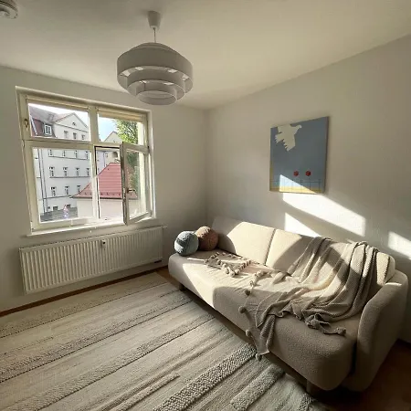 Cozy Design - Rent Together - Sleep Separately Leipzig